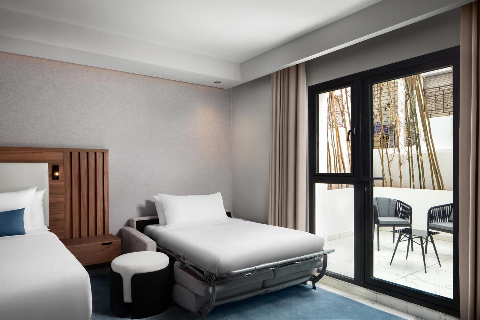 Отель Courtyard By Marriott Casablanca Downtown Номер фото