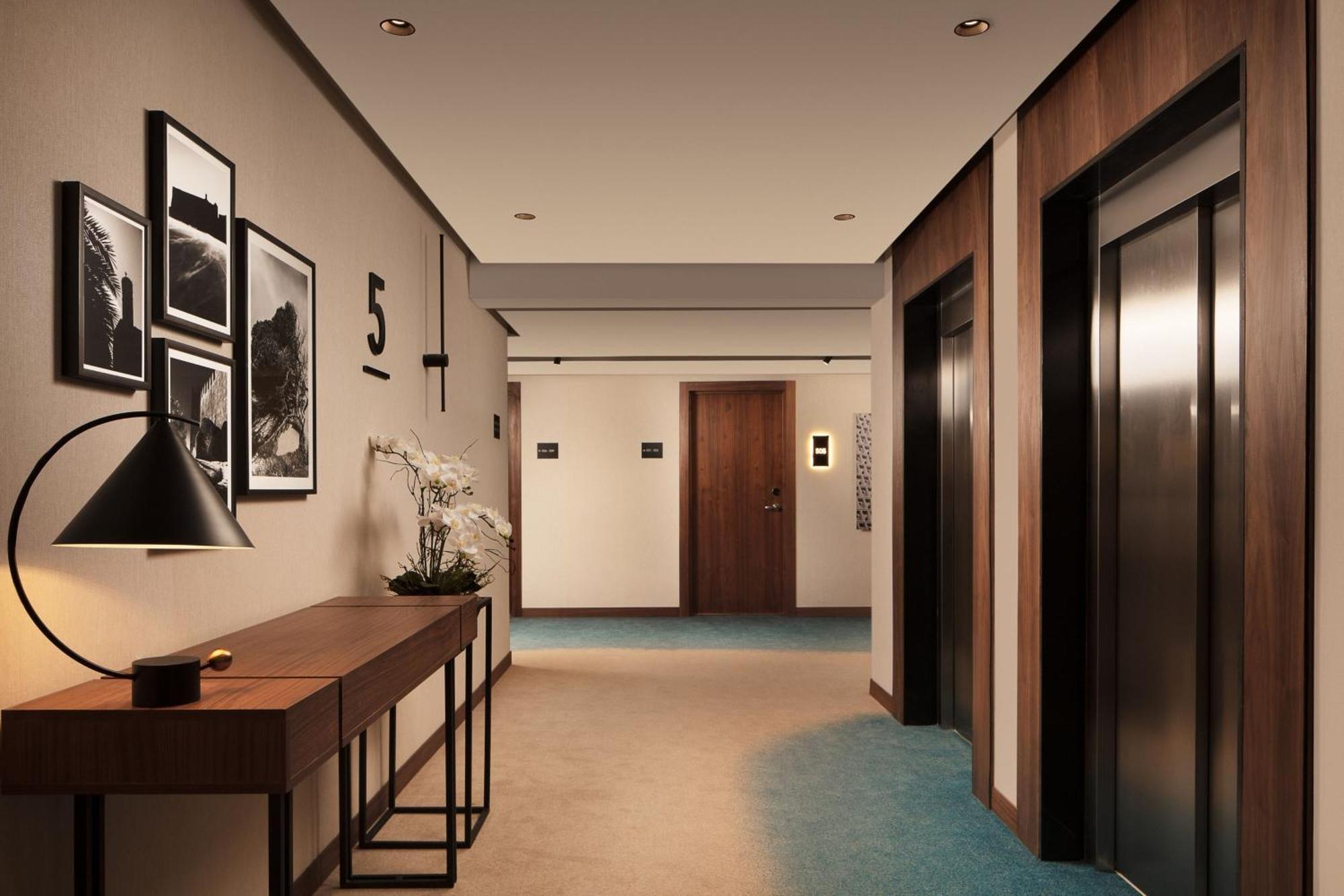 Отель Courtyard By Marriott Casablanca Downtown Экстерьер фото