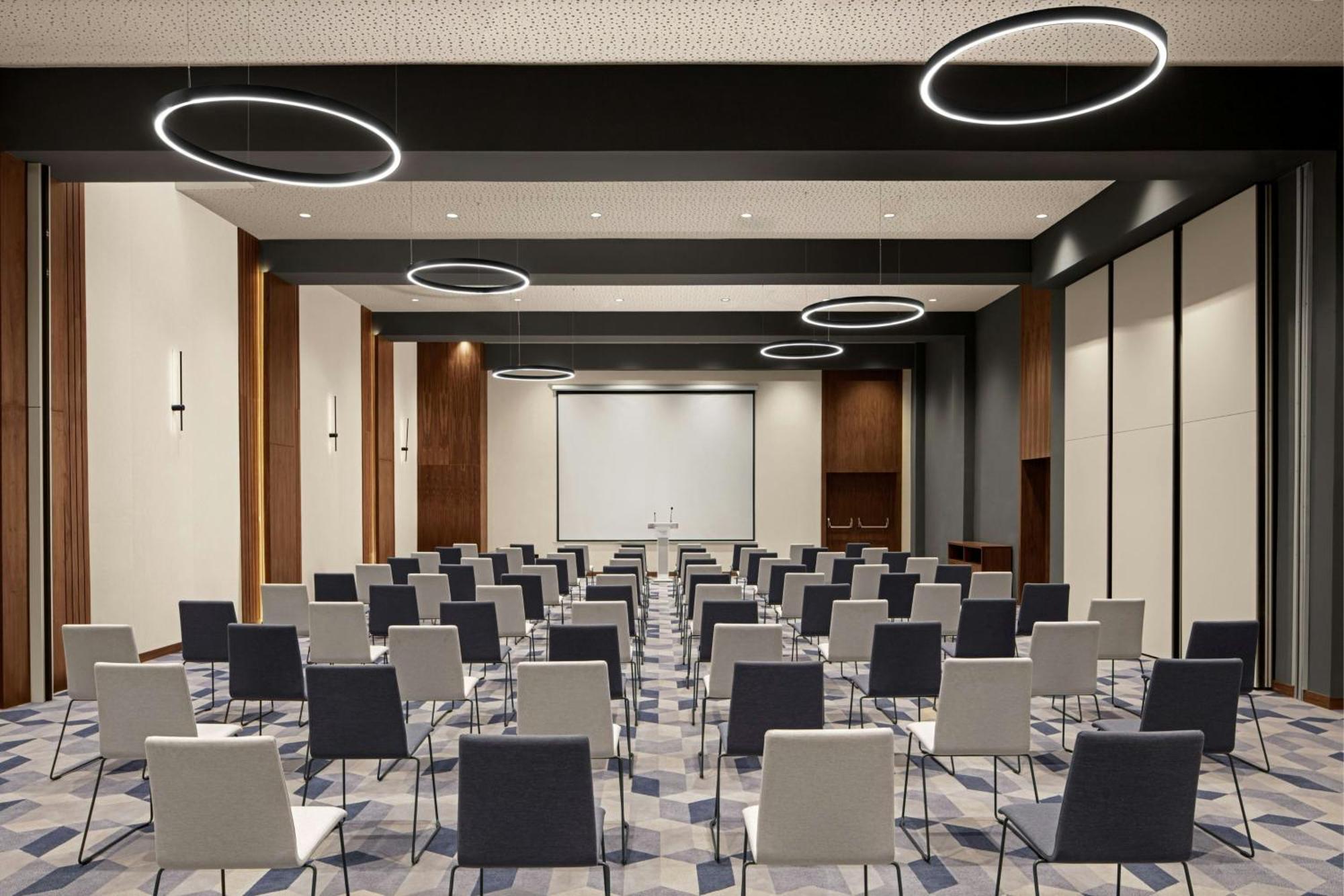 Отель Courtyard By Marriott Casablanca Downtown Экстерьер фото